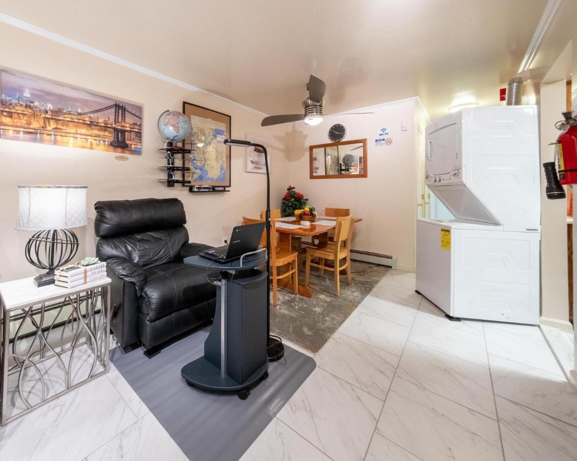 Two Bedrooms Apartment Manage And Supervise By Host Endless Features Amenities Dishwasher Washer Dryer Best Wifi Internet Services By Verizon Fios 960 Upload 960 Download Bi Monthly Free Housekeeping Services Huge 10000 Square Footage Nova York Exterior foto