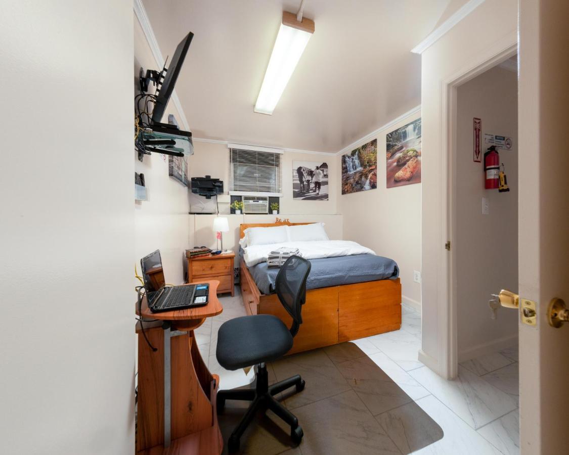 Two Bedrooms Apartment Manage And Supervise By Host Endless Features Amenities Dishwasher Washer Dryer Best Wifi Internet Services By Verizon Fios 960 Upload 960 Download Bi Monthly Free Housekeeping Services Huge 10000 Square Footage Nova York Exterior foto