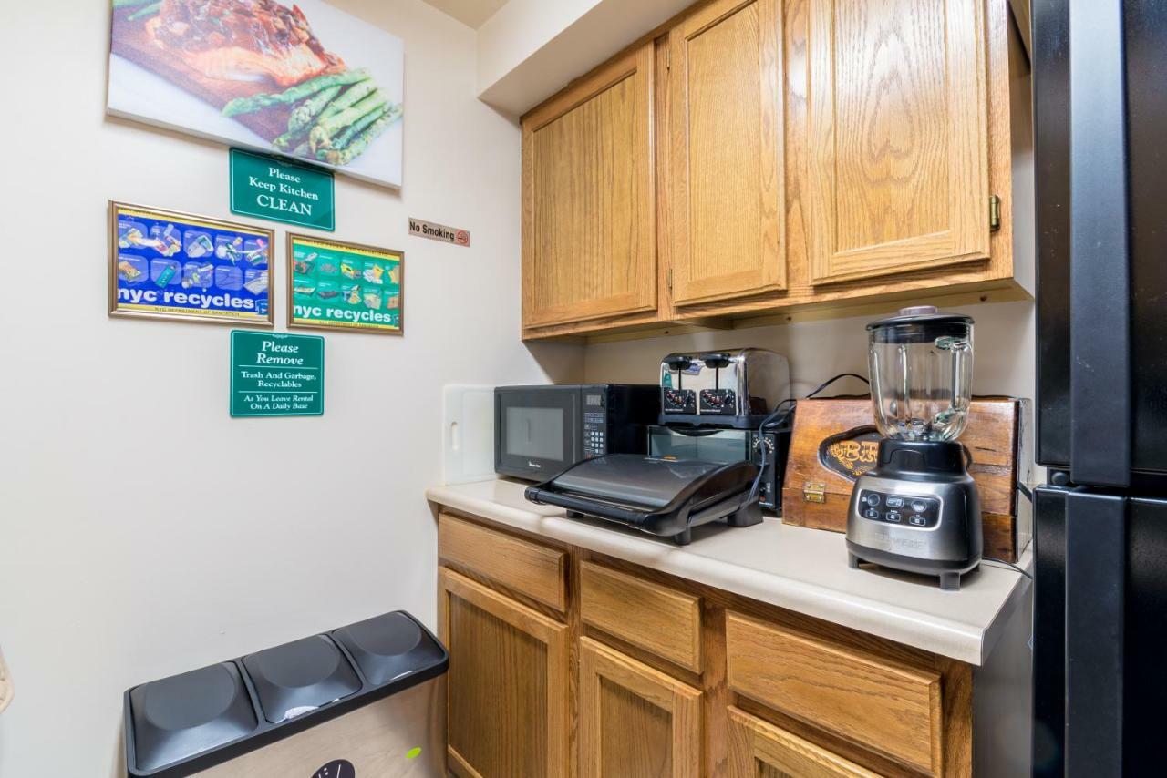 Two Bedrooms Apartment Manage And Supervise By Host Endless Features Amenities Dishwasher Washer Dryer Best Wifi Internet Services By Verizon Fios 960 Upload 960 Download Bi Monthly Free Housekeeping Services Huge 10000 Square Footage Nova York Exterior foto